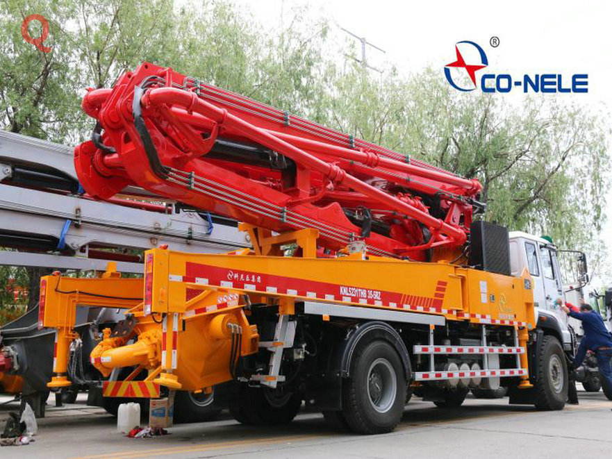 天泵，小型混凝土泵車，小型泵車