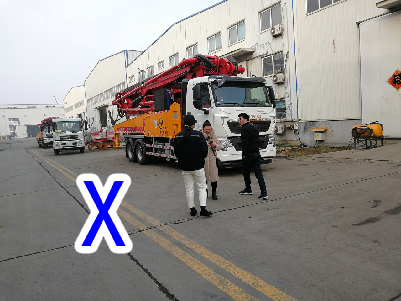 青島小型混凝土泵車價格 (55)