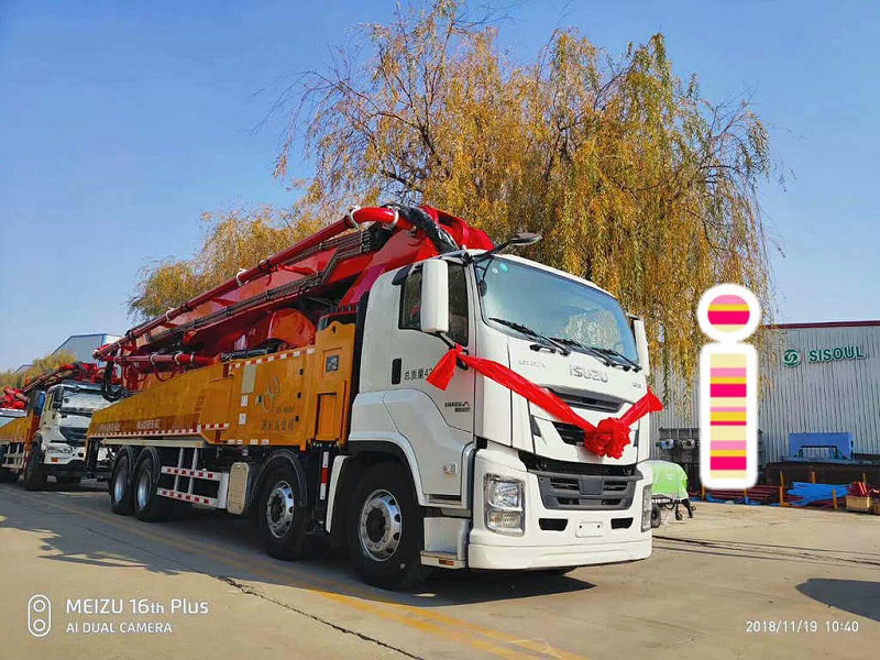 青島小型混凝土泵車(chē)價(jià)格 (6)