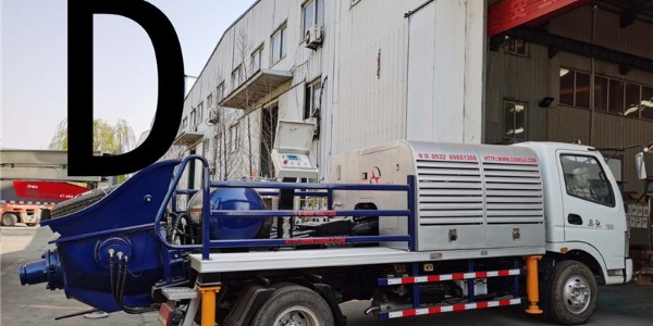 操作混凝土泵時，應注意什么？